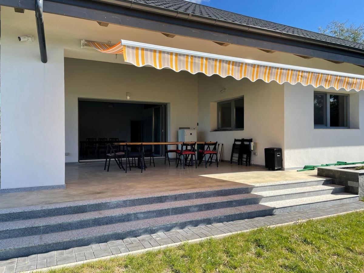 Săftica Lahuzur - Casa De Vacanta - Therme Balotesti & Aeroport Otopeni מראה חיצוני תמונה